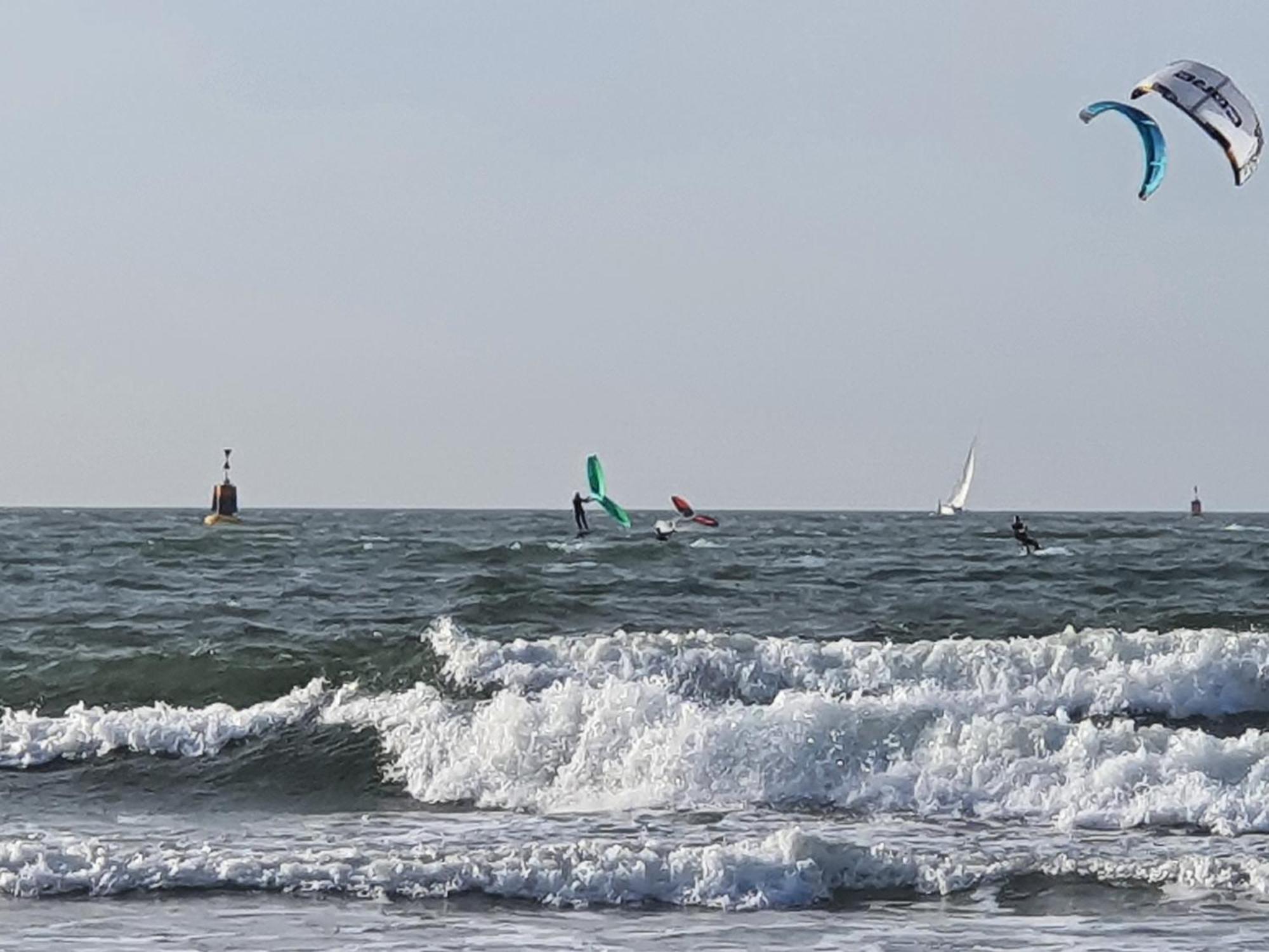 Bluebeach Scheveningen The Hague Luaran gambar