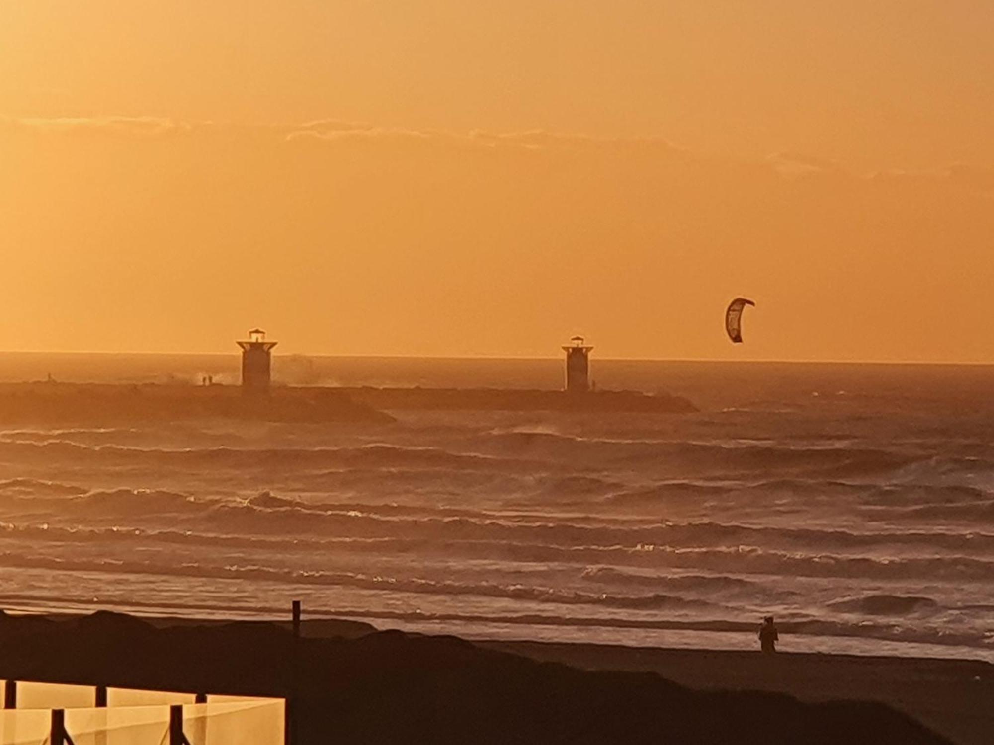 Bluebeach Scheveningen The Hague Luaran gambar